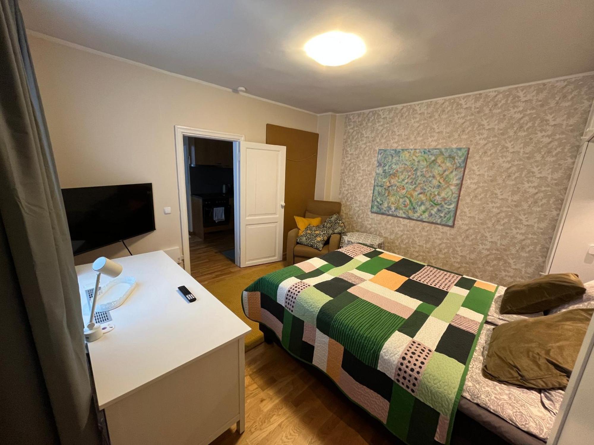 Karlovaidyll 7 - Homey Apartment With Free Parking! ตาร์ตู ภายนอก รูปภาพ